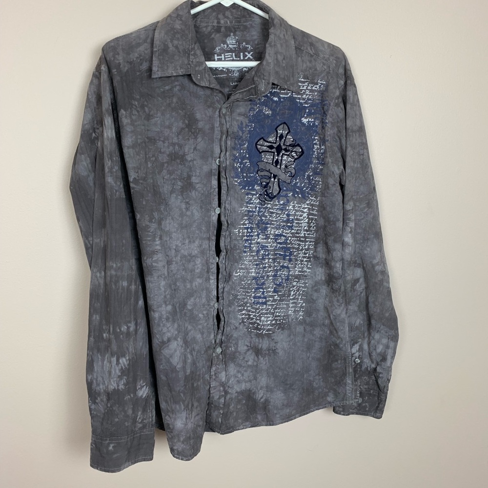Men’s helix distressed scripture cross button down